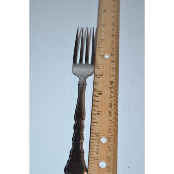Oneida Stainless Satinique Dinner Fork  7 3/8"  discontinued replacement - Picture 5 of 8